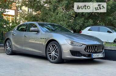 Maserati Ghibli  2015