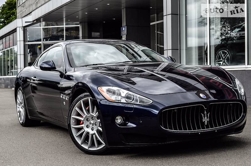 Maserati GranTurismo 2012 года