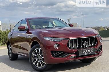 Maserati Levante OFFICIAL  2017