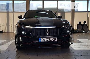 Maserati Levante  2017