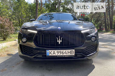 Maserati Levante  2017