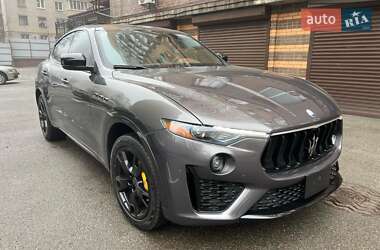 Maserati Levante 2021
