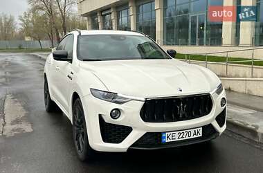 Maserati Levante 2022