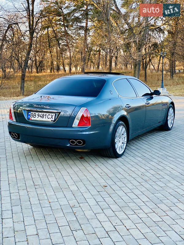 Легковые Maserati Quattroporte