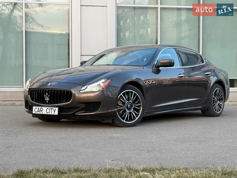 Maserati Quattroporte