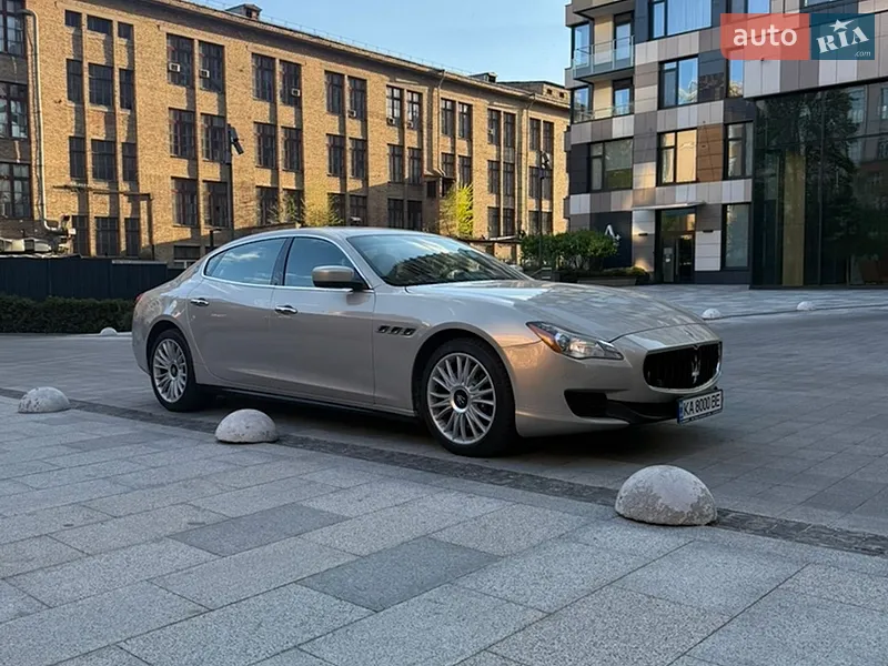 Maserati Quattroporte