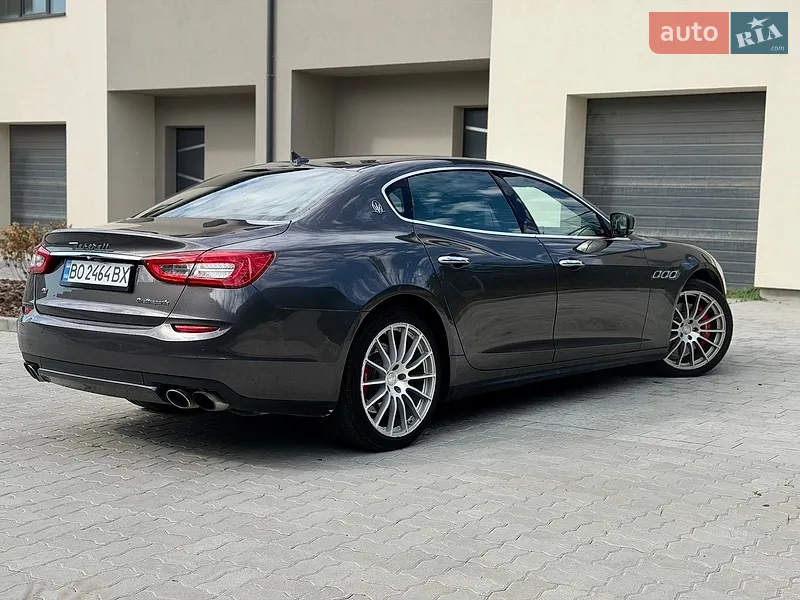 Maserati Quattroporte