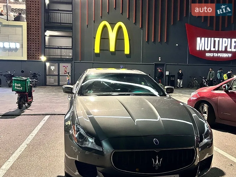 Maserati Quattroporte
