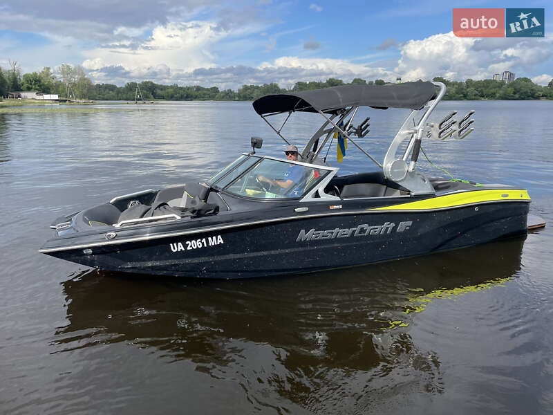 MasterCraft XT20