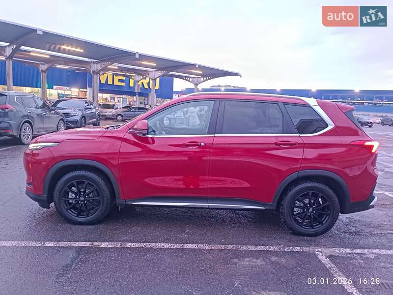 Maxus Euniq 6
