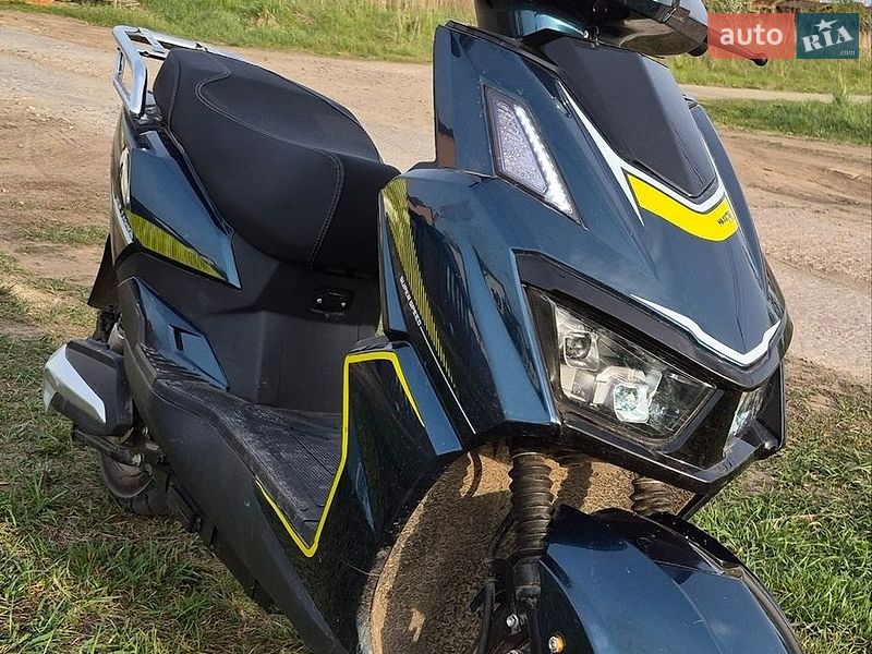 Скутер Maxxter Leon 2025 в Гореничах