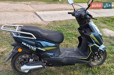 Скутер Maxxter Leon 2025 в Гореничах