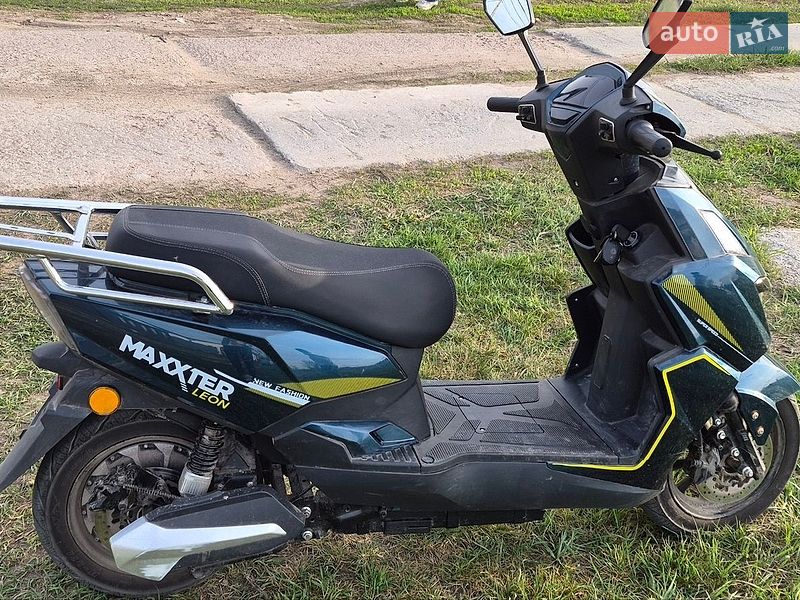 Скутер Maxxter Leon 2025 в Гореничах