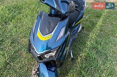 Скутер Maxxter Leon 2025 в Гореничах