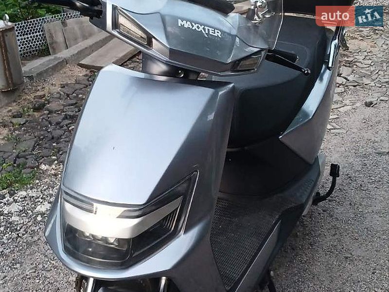 Мото Maxxter Nova