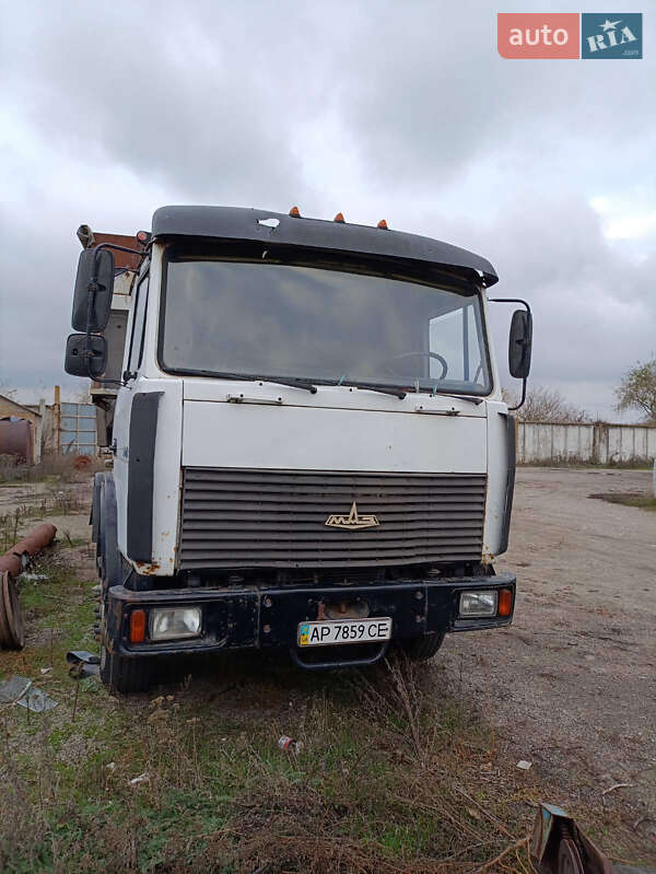 Тягач МАЗ 543203