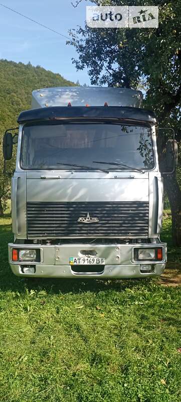 Тягач МАЗ 54329