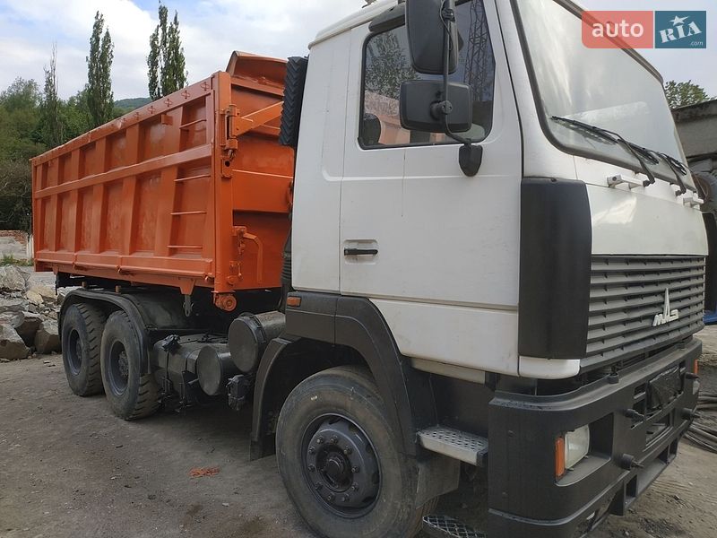 Самосвал МАЗ 551608