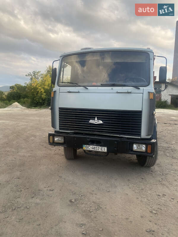 МАЗ 5516
