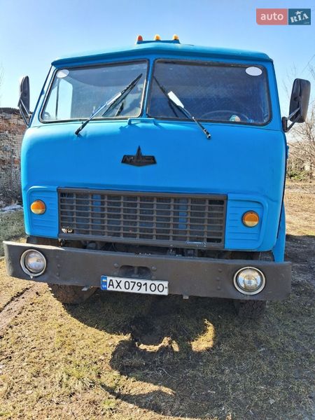 Самосвал МАЗ 5549