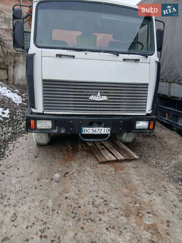 Самосвал МАЗ 5551