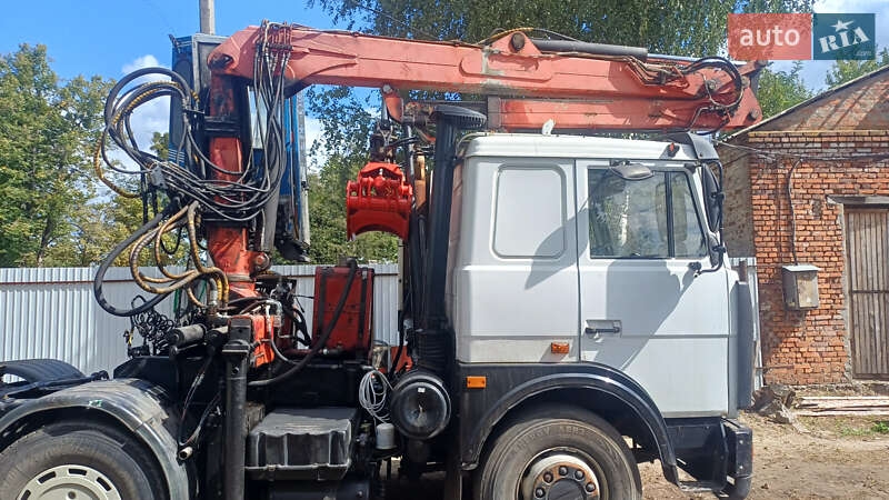 МАЗ 64229