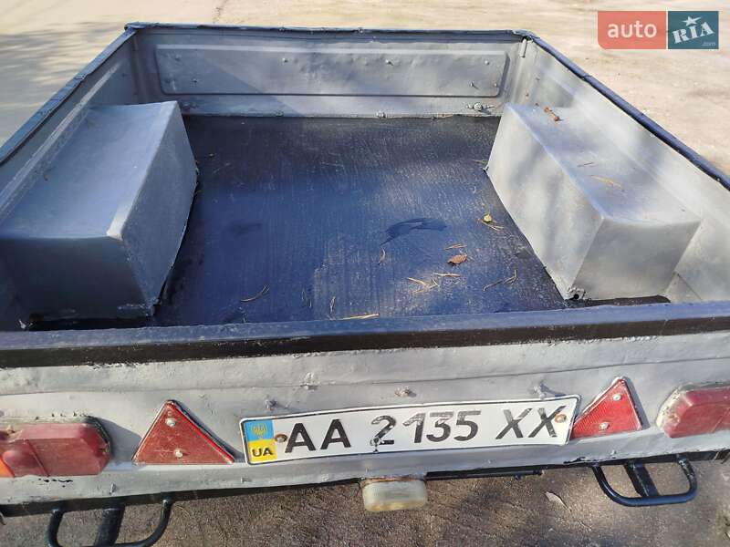 Бортовой полуприцеп МАЗ 8114