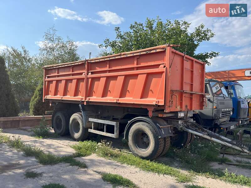 МАЗ 856102