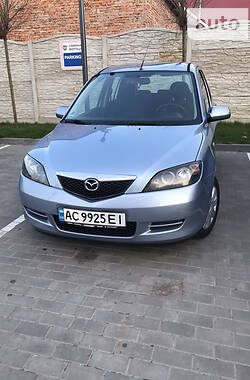 Mazda 2  2006