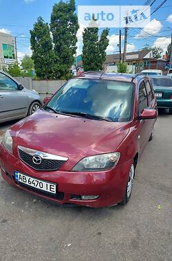 Mazda 2  2004