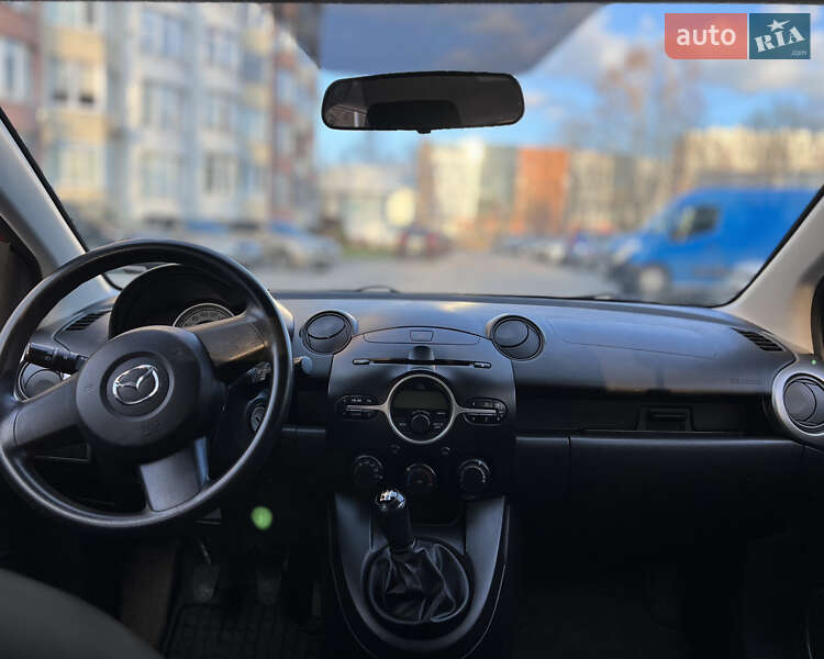 Хэтчбек Mazda 2 2008 в Киеве фото 7 Хэтчбек Mazda 2 2008 в Киеве