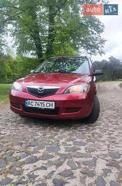 Mazda 2  2004