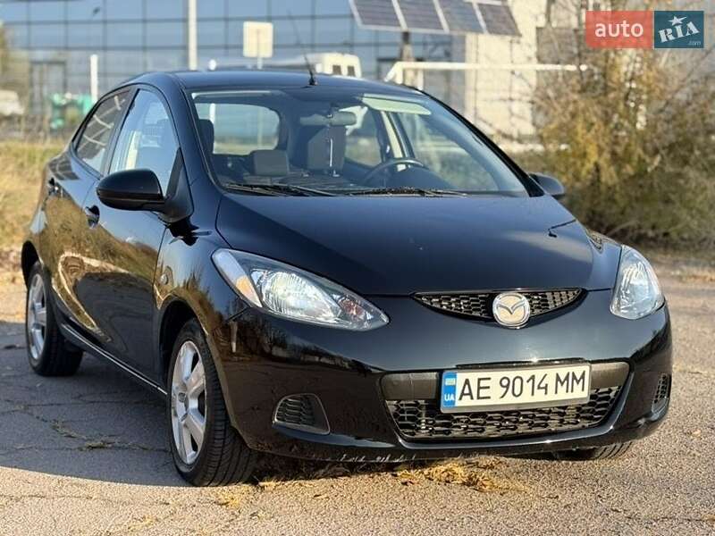 Хэтчбек Mazda 2 2008 в Днепре