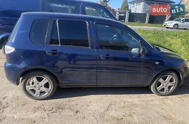Mazda 2  2006