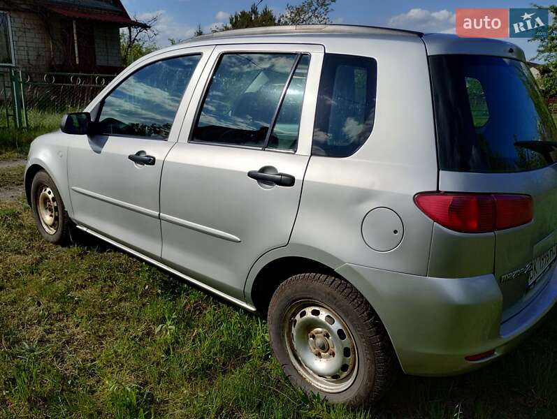 Хетчбек Mazda 2 2004 в Рівному