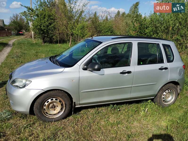Хетчбек Mazda 2 2004 в Рівному