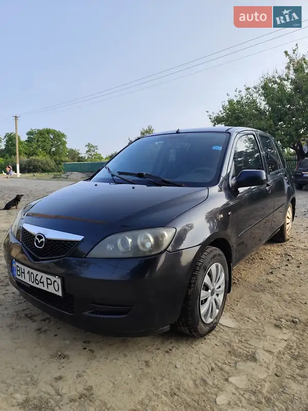 Mazda 2 2006