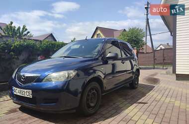 Mazda 2  2004