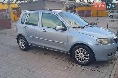 Mazda 2  2003