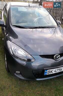 Mazda 2  2008