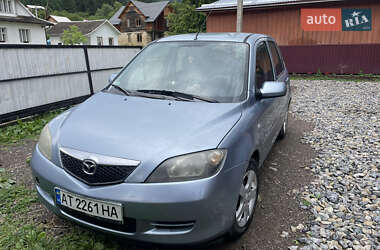 Mazda 2  2005