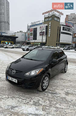 Mazda 2 2011