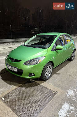 Mazda 2  2008