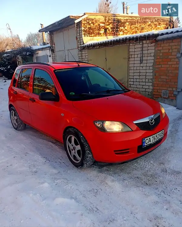 Mazda 2 2004