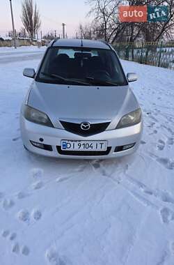 Mazda 2  2003