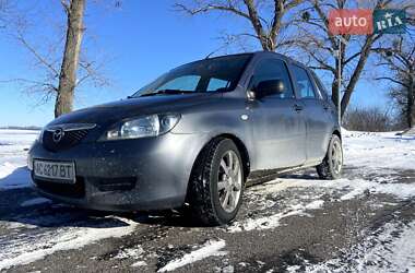 Mazda 2  2004