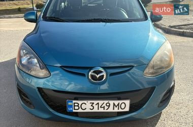 Mazda 2  2012