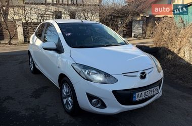 Mazda 2  2010