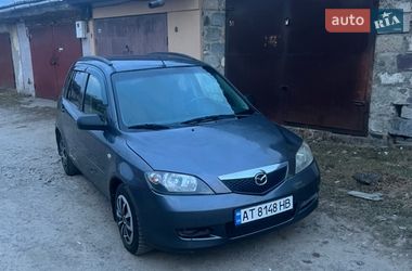 Mazda 2 2004
