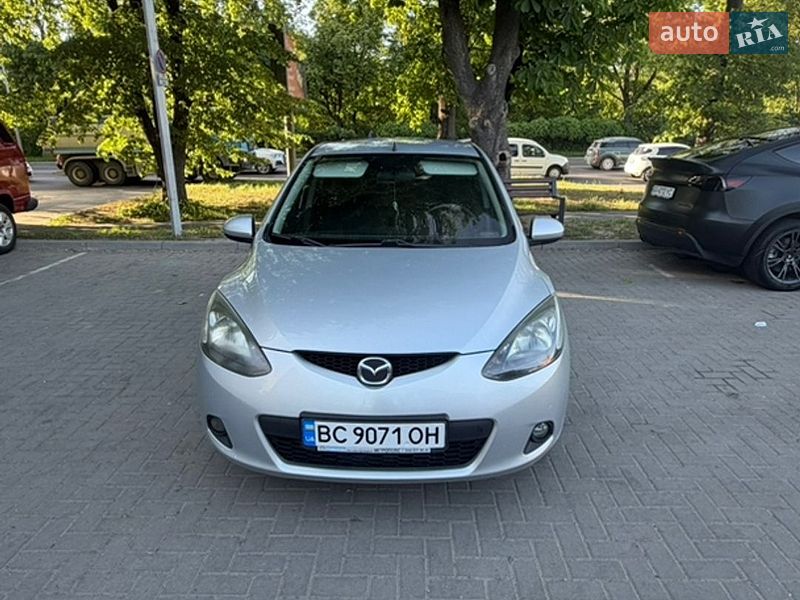 Хэтчбек Mazda 2 2008 в Львове